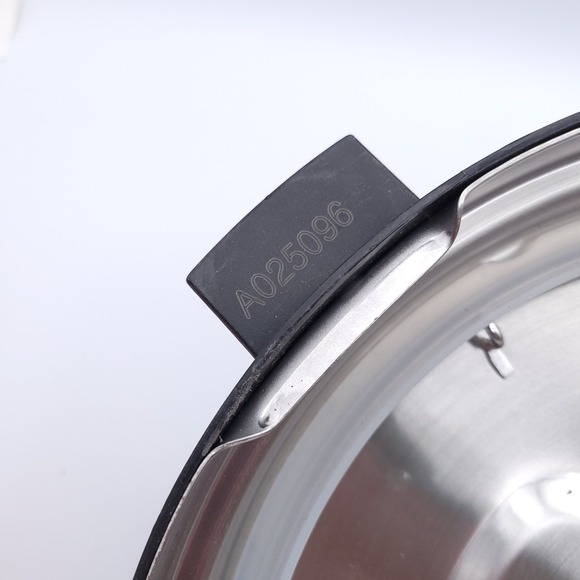 Instant Pot PRO 60 6 QT Replacement Lid Genuine OEM with Extra Red Seal - Picture 12 of 12